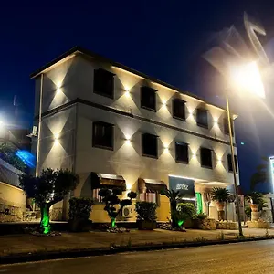 https://hotel-martini.hotels-amalfi.com